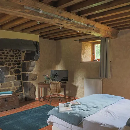 Manoir Avec Piscine Et Jacuzzi En Suisse Normande بيت للعطل *