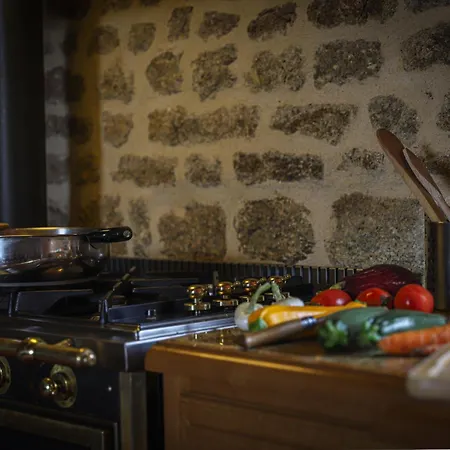 Manoir Avec Piscine Et Jacuzzi En Suisse Normande Nyaraló La Carneille