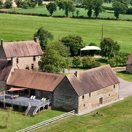 Manoir Avec Piscine Et Jacuzzi En Suisse Normande La Carneille