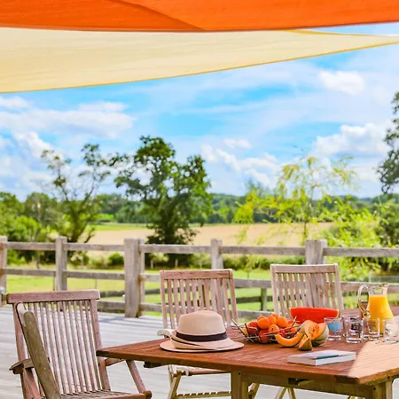 Nyaraló Manoir Avec Piscine Et Jacuzzi En Suisse Normande *
