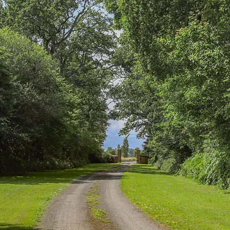Manoir Avec Piscine Et Jacuzzi En Suisse Normande * La Carneille