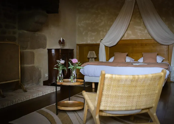 Feriehus Manoir Avec Piscine Et Jacuzzi En Suisse Normande La Carneille