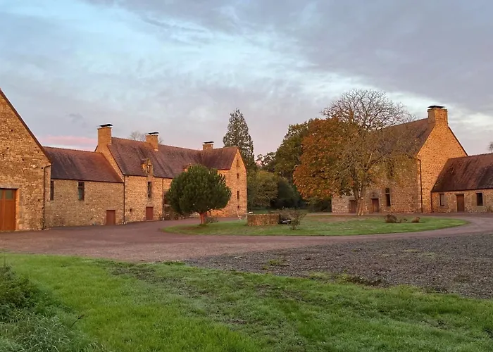 Manoir Avec Piscine Et Jacuzzi En Suisse Normande *